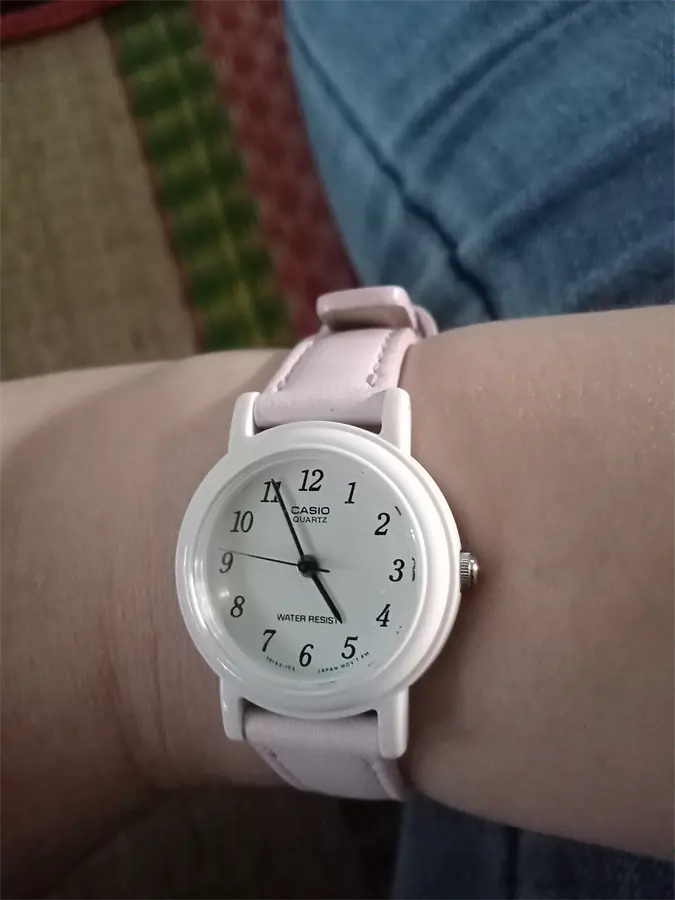 Khách hàng review Đồng hồ CASIO Timeless 25 mm Nữ LQ-139L-4B1DF 1