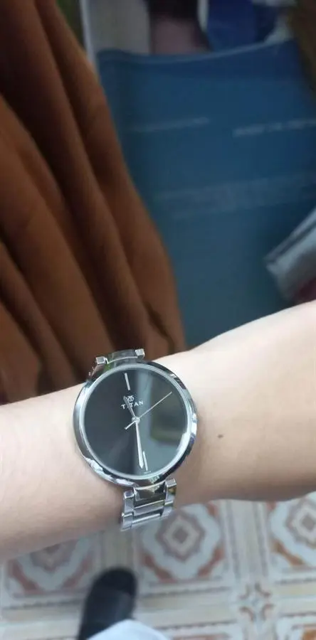 Khách hàng review Đồng hồ TITAN 35 mm Nữ 2480SM02 2