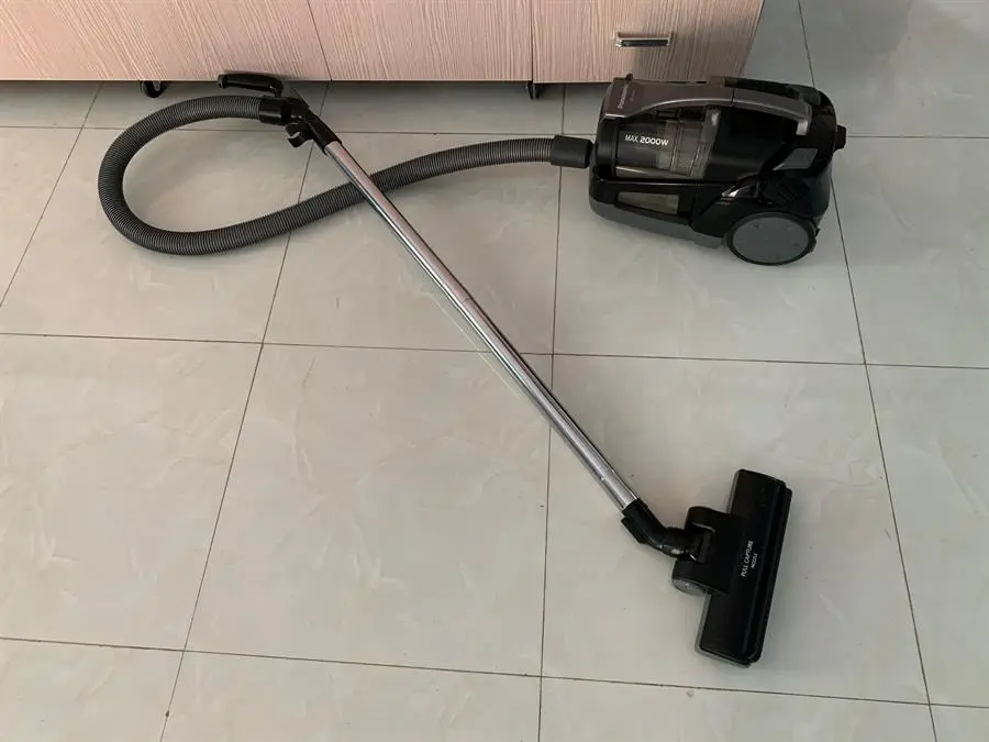 Khách hàng review Máy hút bụi Panasonic MC-CL565KN46 2000W 1