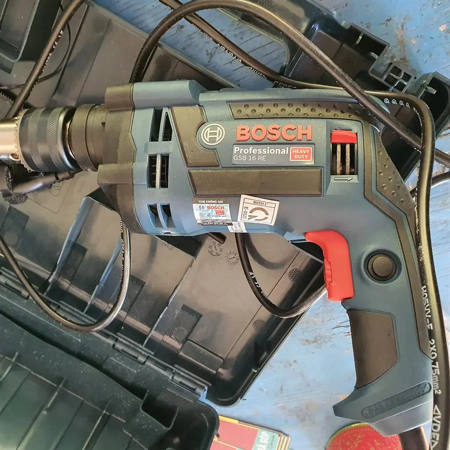 Khách hàng review Máy khoan động lực điện Bosch GSB 16 RE 750W 11