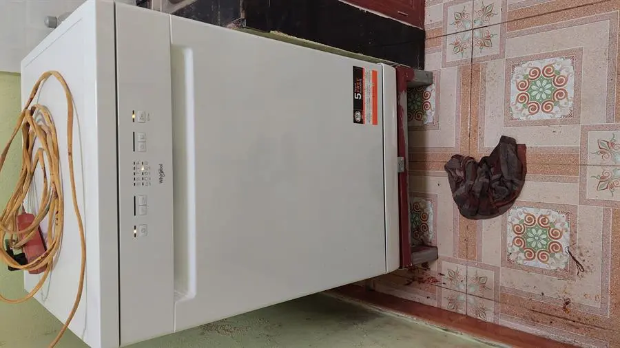 Khách hàng review Máy rửa chén độc lập Whirlpool WFE 2B19 1