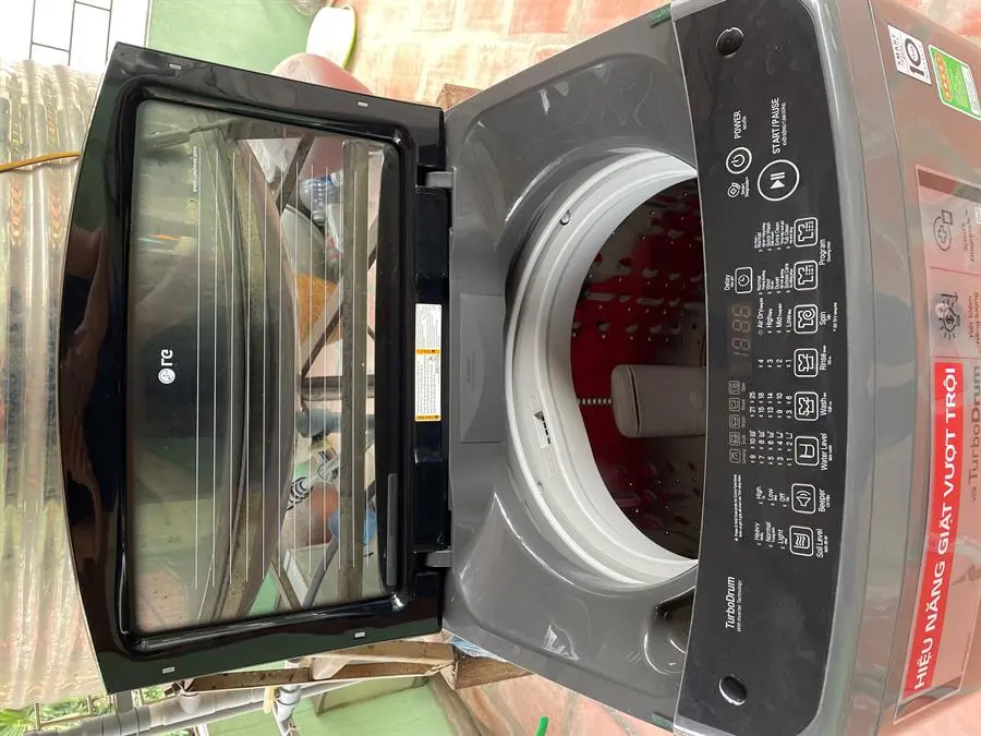 Khách hàng review Máy giặt LG TurboDrum Inverter 11.5 kg T2351VSAB 9
