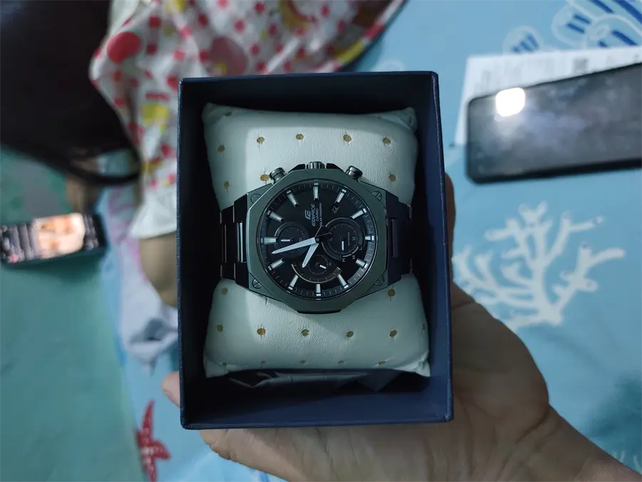 Khách hàng review Đồng hồ EDIFICE CASIO 44 mm Nam EFS-S570DC-1AUDF 1