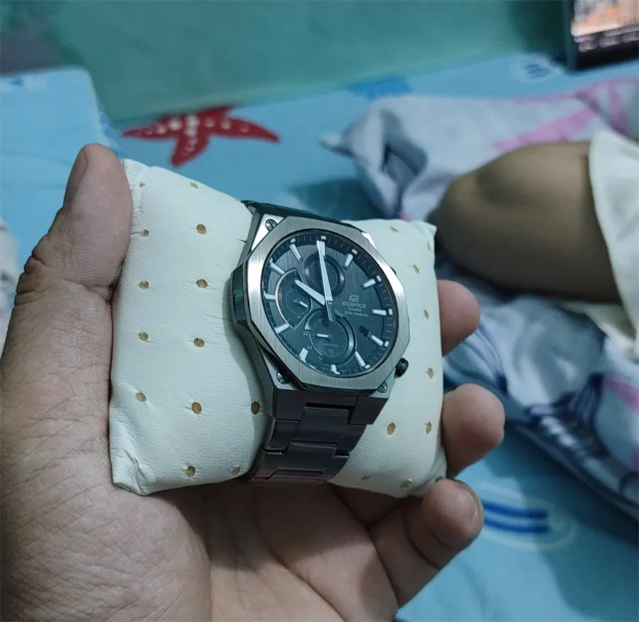 Khách hàng review Đồng hồ EDIFICE CASIO 44 mm Nam EFS-S570DC-1AUDF 2