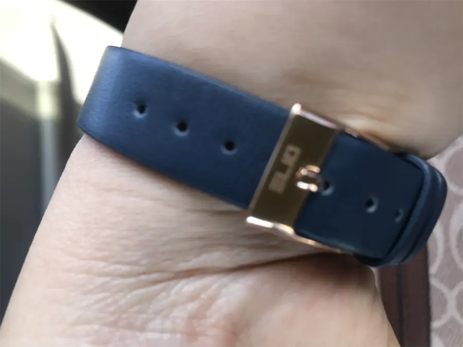 Khách hàng review Đồng hồ ELIO 29 mm Nữ EL067-02 3