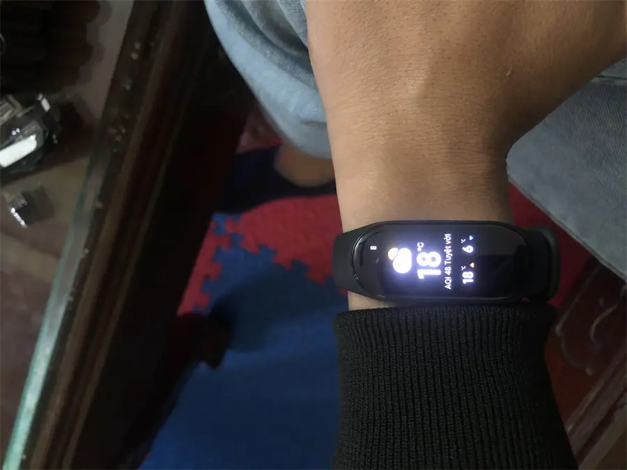 Khách hàng review Vòng đeo tay thông minh Mi Band 7 Đen 19