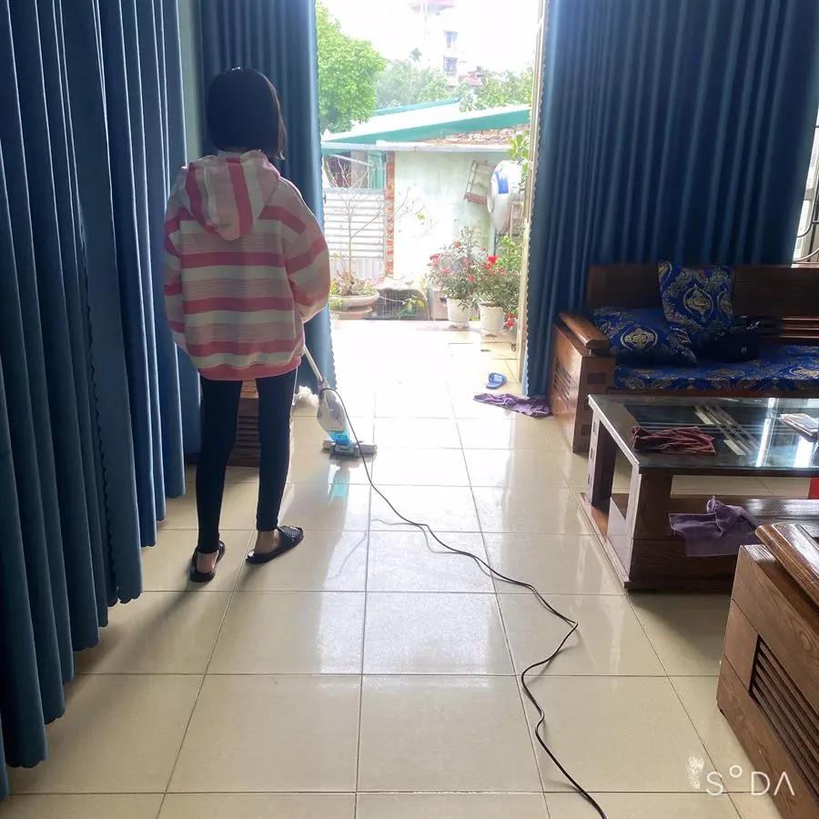 Khách hàng review Máy hút bụi cầm tay Midea MVC-SC861B 5