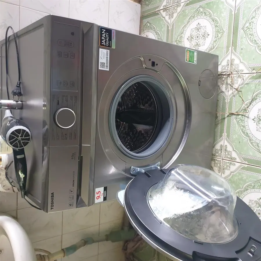 Khách hàng review Máy giặt Toshiba inverter 9.5 kg TW-BL105A4V(SS) 6