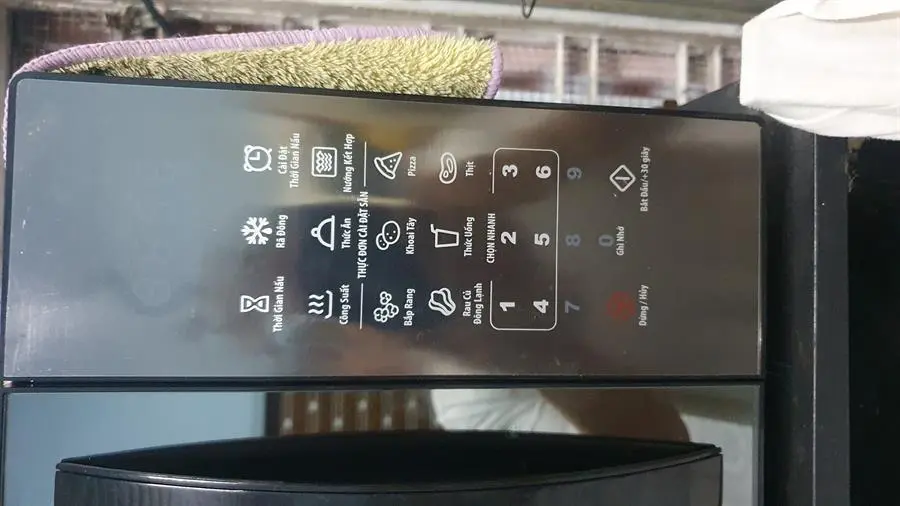 Khách hàng review Lò vi sóng có nướng BlueStone MOB-7833 25 lít 1