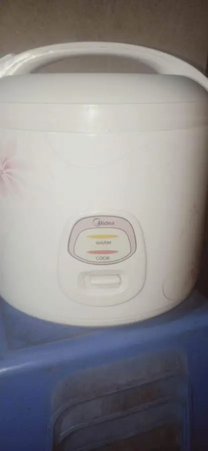 Khách hàng review Nồi cơm nắp gài Midea 1.8 lít MR-CM18SQ 5