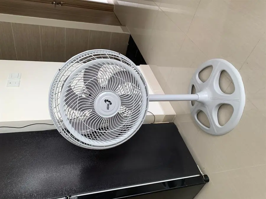 Khách hàng review Quạt đứng Asia 6 cánh VY639990 80W 41