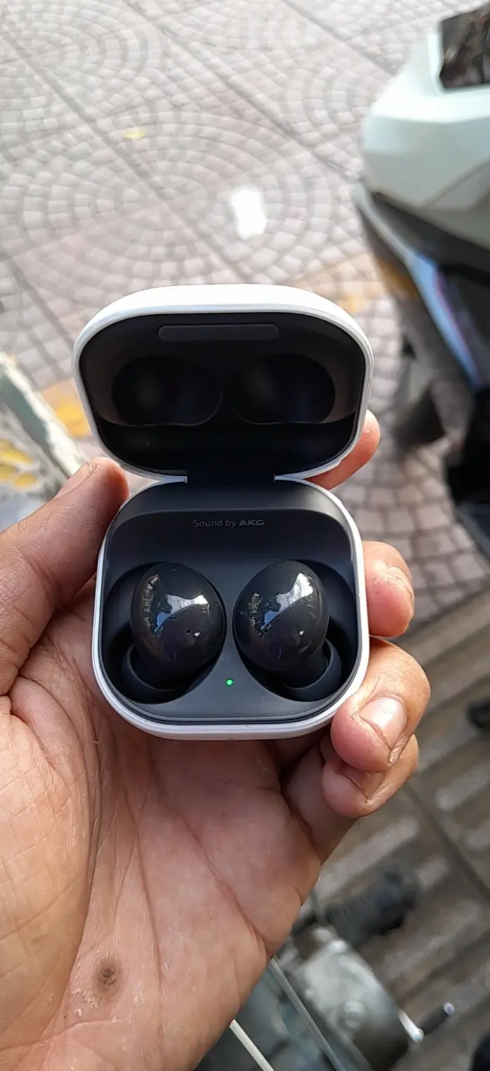 Khách hàng review Tai nghe Bluetooth True Wireless Samsung Galaxy Buds 2 R177N 10