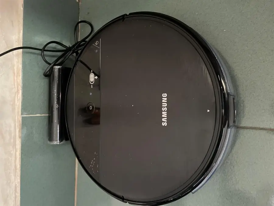 Khách hàng review Robot hút bụi lau nhà Samsung VR05R5050WK/SV 23