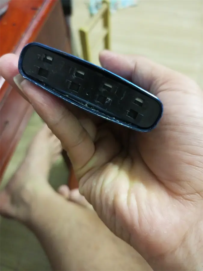 Khách hàng review Pin sạc dự phòng Polymer 10.000 mAh Type C 12W Xmobile PJ JP190ST 3