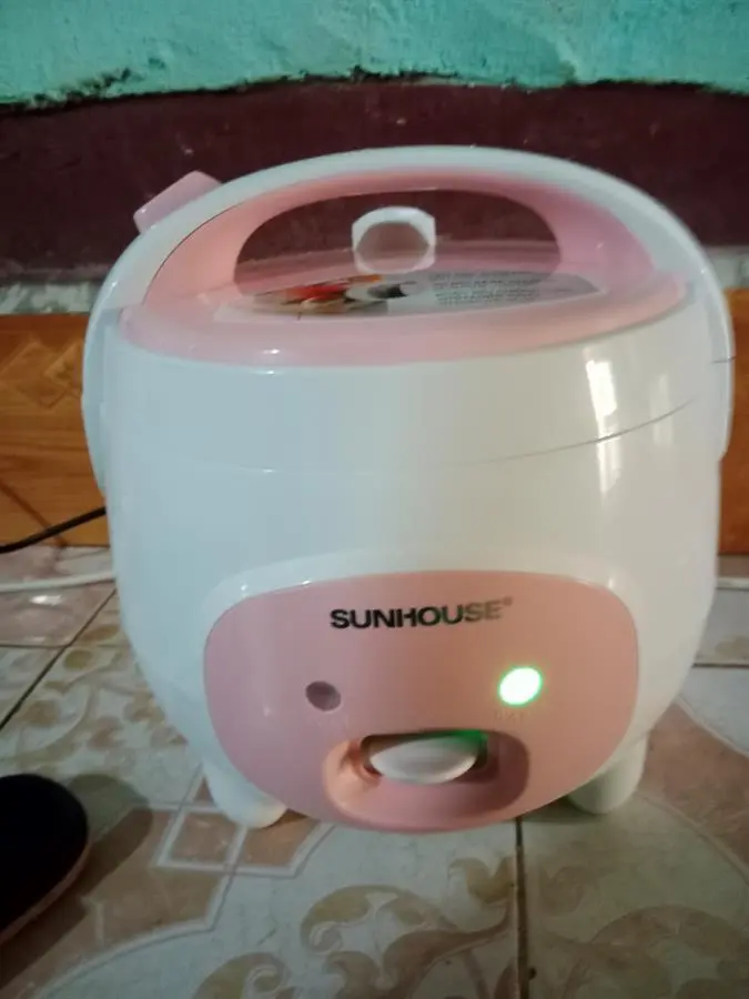 Khách hàng review Nồi cơm nắp gài Sunhouse 1.8 lít SHD8607W 15
