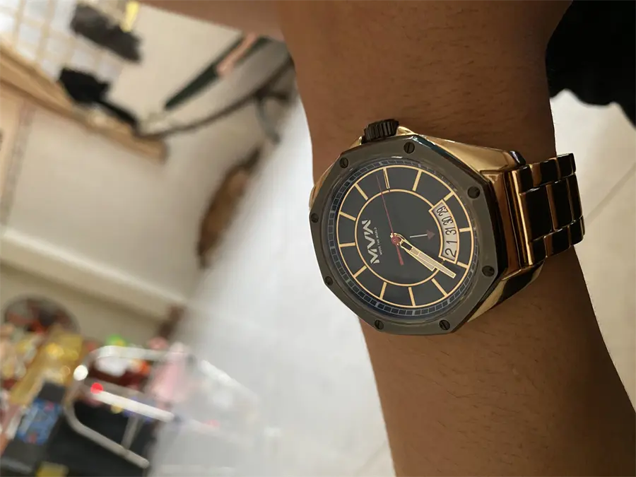 Khách hàng review Đồng hồ MVW 40 mm Nam MS024-01 3