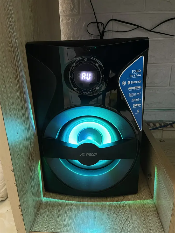 Khách hàng review Loa vi tính Bluetooth Fenda F380X 8