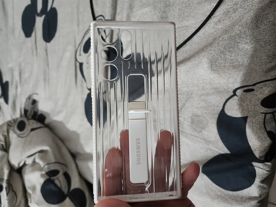 Khách hàng review Ốp lưng Galaxy S22 Ultra Nhựa cứng viền dẻo Protective Standing Samsung Chính hãng 2