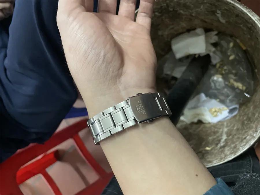 Khách hàng review Đồng hồ ORIENT 41 mm Nam SUNE5005B0 3