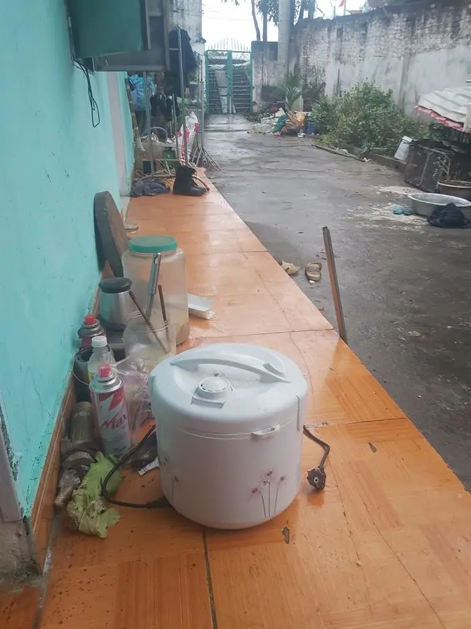 Khách hàng review Nồi cơm nắp gài Hommy 1.8 lít JRC-180F 1