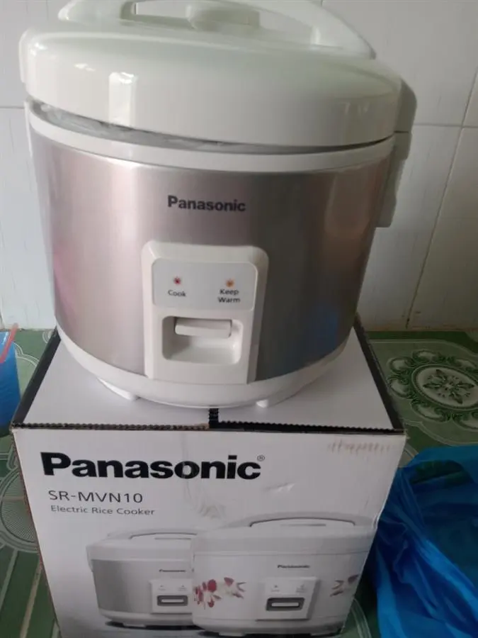 Khách hàng review Nồi cơm nắp gài Panasonic 1 lít SR-MVN10FRAX 2