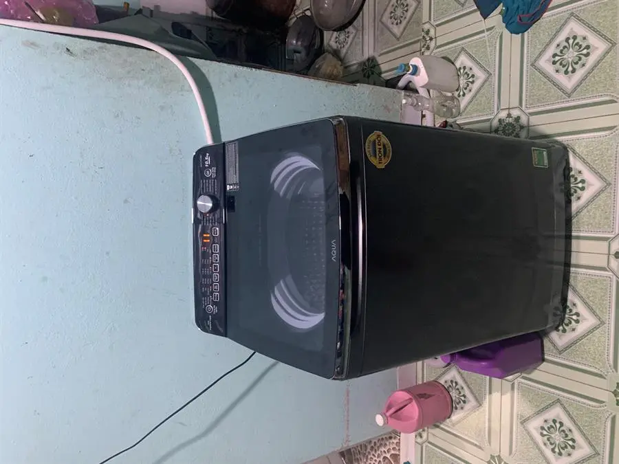 Khách hàng review Máy giặt Aqua Inverter 10.5 KG AQW-DR105FT BK 6