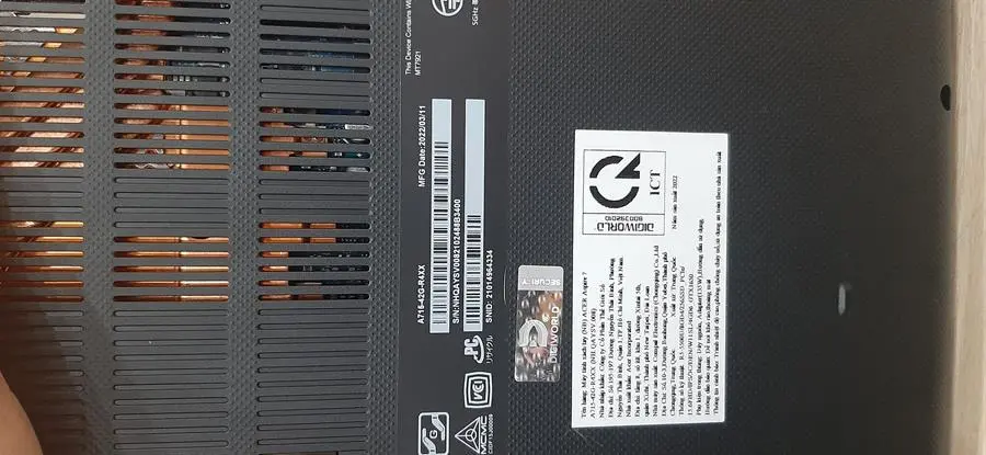 Khách hàng review Laptop Acer Aspire 7 Gaming A715 42G R4XX R5 5500U/8GB/256GB/4GB GTX1650/Win11 (NH.QAYSV.008) 4