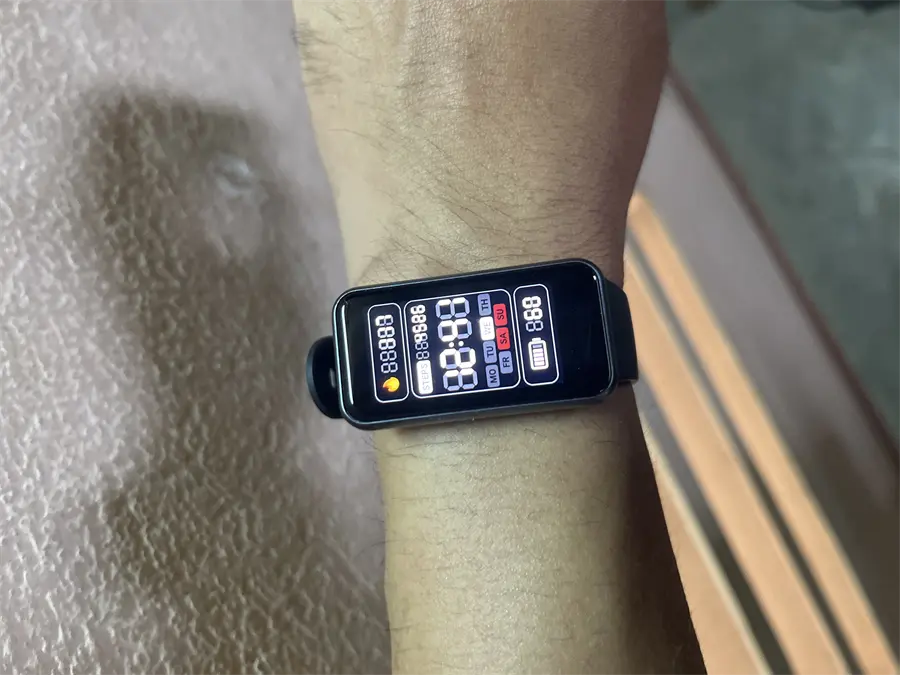 Khách hàng review Vòng đeo tay thông minh realme Band 2 Đen 14