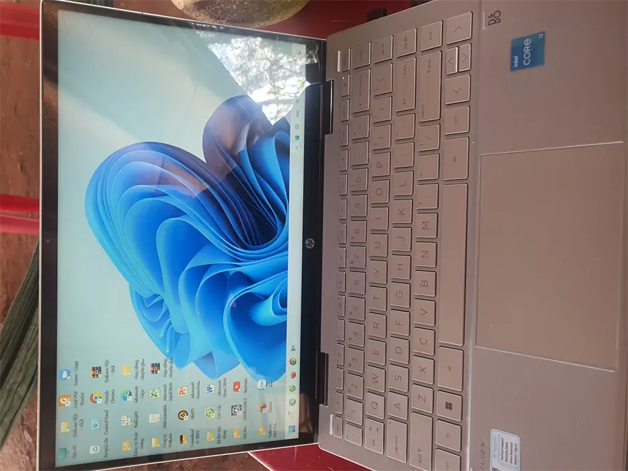 Khách hàng review Laptop HP Pavilion X360 14 dy0172TU i3 1125G4/4GB/256GB/Touch/Win11 (4Y1D7PA) 1