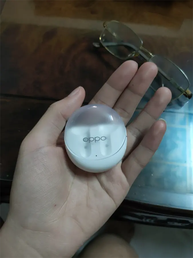Khách hàng review Tai nghe Bluetooth True Wireless OPPO ENCO Air 3 ETE31 4
