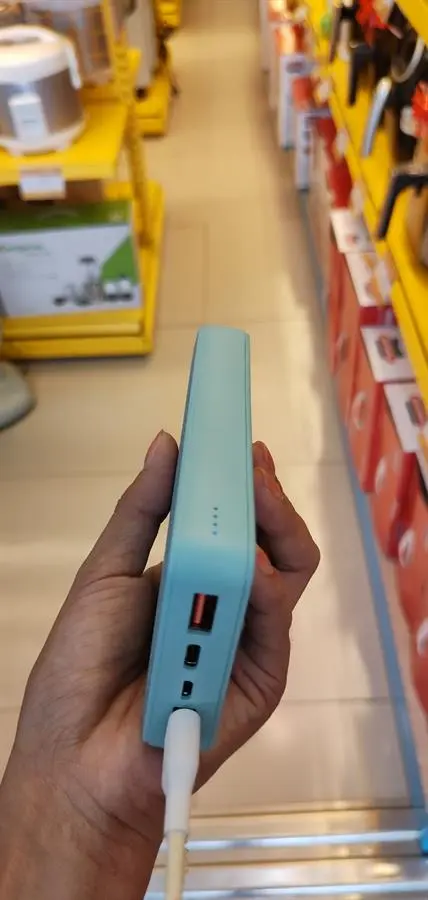 Khách hàng review Pin sạc dự phòng Polymer 15.000 mAh Type C PD QC3.0 18W Xmobile PowerBox P72D 4