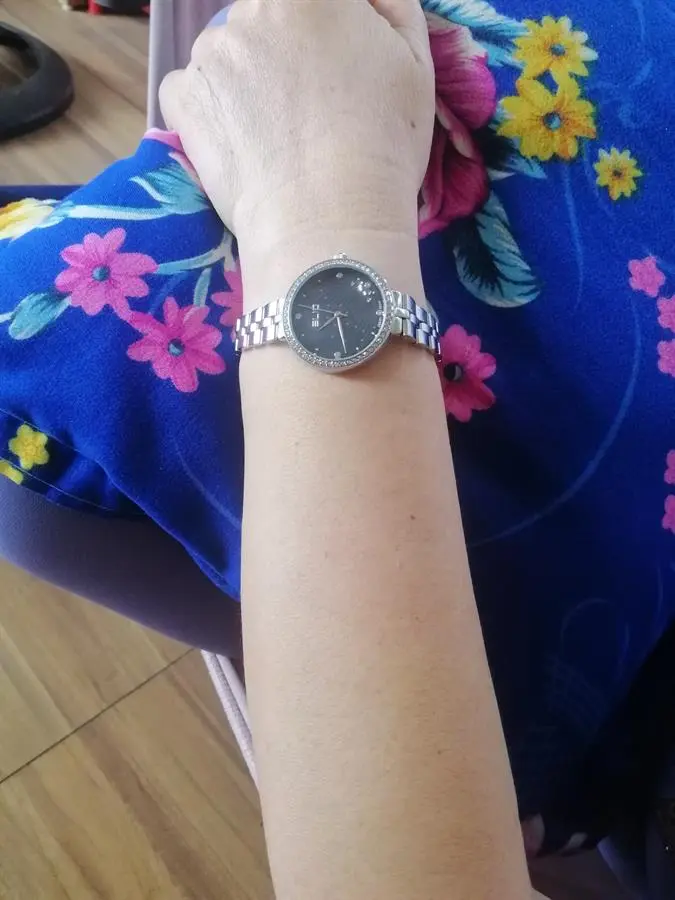 Khách hàng review Đồng hồ ELIO Flower 32 mm Nữ ES119-01 1