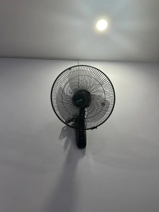Khách hàng review Quạt treo tường Mitsubishi Electric 3 cánh W16-RA CY-GY 47W 8