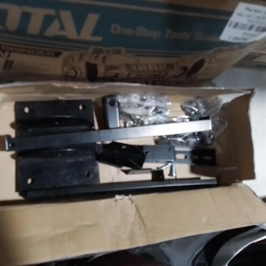 Khách hàng review Khung treo Tivi 19-37 inch Xoay Cảnh Phong X4-3 1