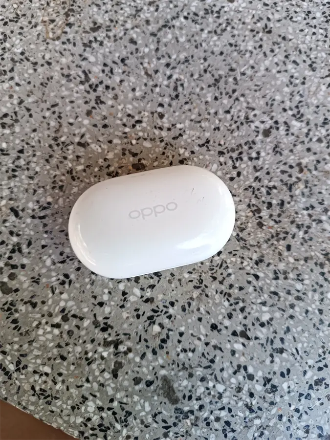 Khách hàng review Tai nghe Bluetooth True Wireless OPPO ENCO Buds ETI81 6