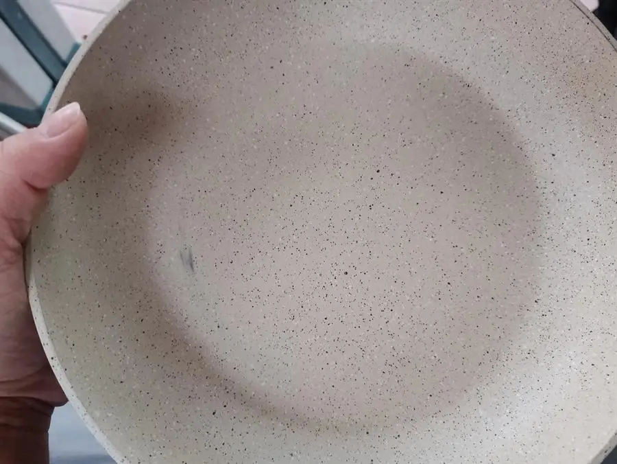 Khách hàng review Chảo nhôm chống dính đáy từ 24 cm Happycook Charm CHP-24 3