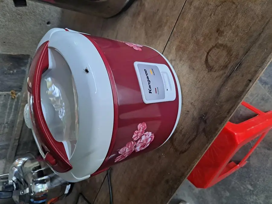 Khách hàng review Nồi cơm nắp gài Kangaroo 1.8 lít KG378H 3