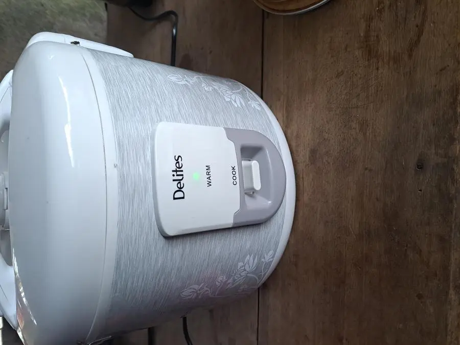 Khách hàng review Nồi cơm nắp gài Delites 1.8 lít NCG1805 22