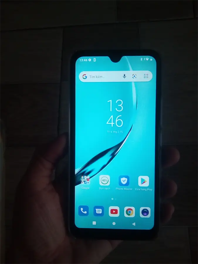 Khách hàng review Điện thoại Itel L6006 7