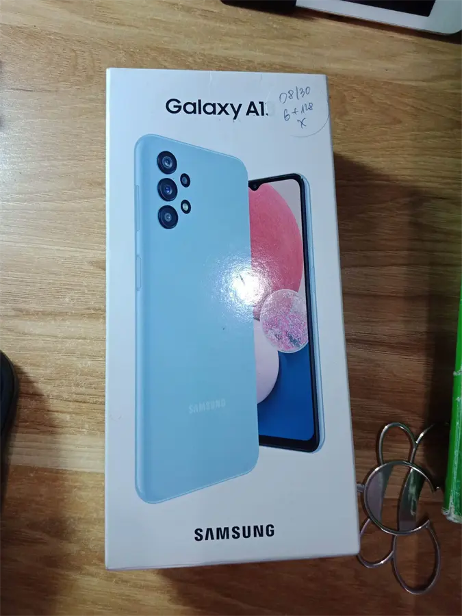 Khách hàng review Điện thoại Samsung Galaxy A13 6GB 7