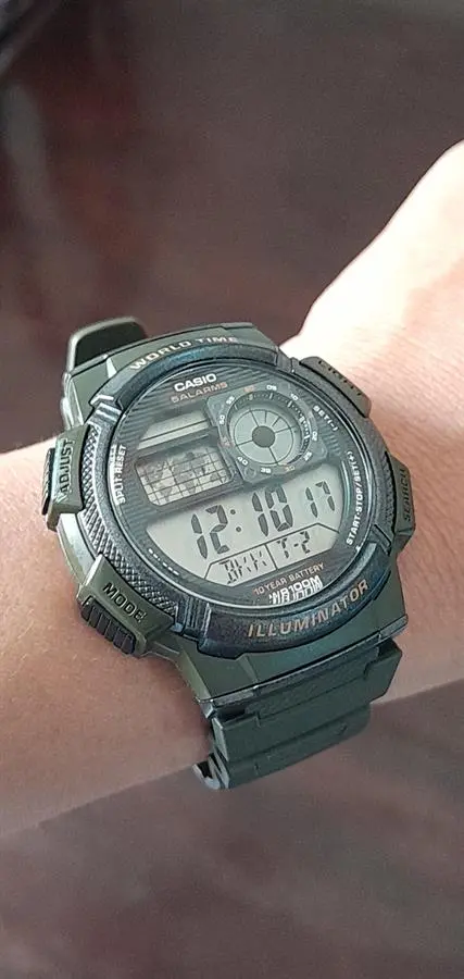 Khách hàng review Đồng hồ CASIO Timeless 43.5 mm Nam AE-1000W-3AVDF 4
