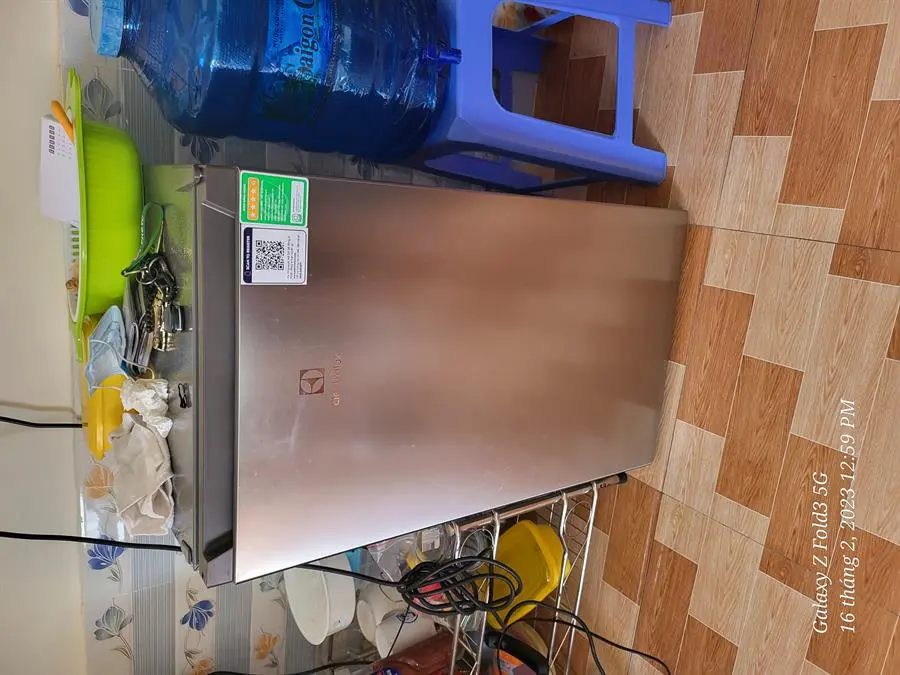 Khách hàng review Tủ lạnh Electrolux 94 lít EUM0930AD-VN 25