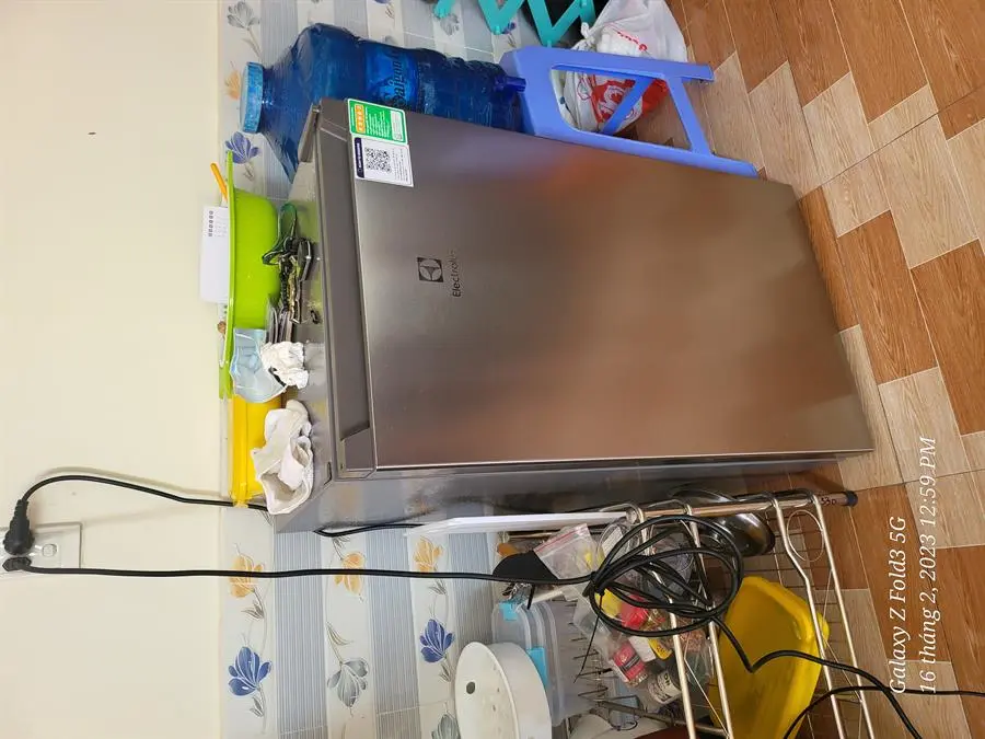 Khách hàng review Tủ lạnh Electrolux 94 lít EUM0930AD-VN 26
