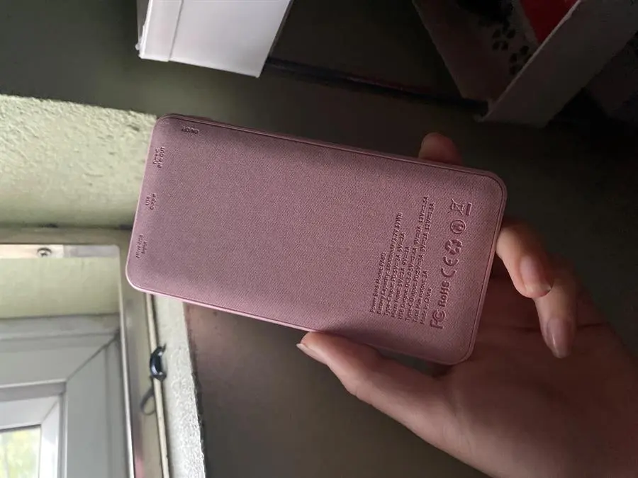 Khách hàng review Pin sạc dự phòng Polymer 10.000 mAh Type C PD QC3.0 18W Xmobile P68D 10