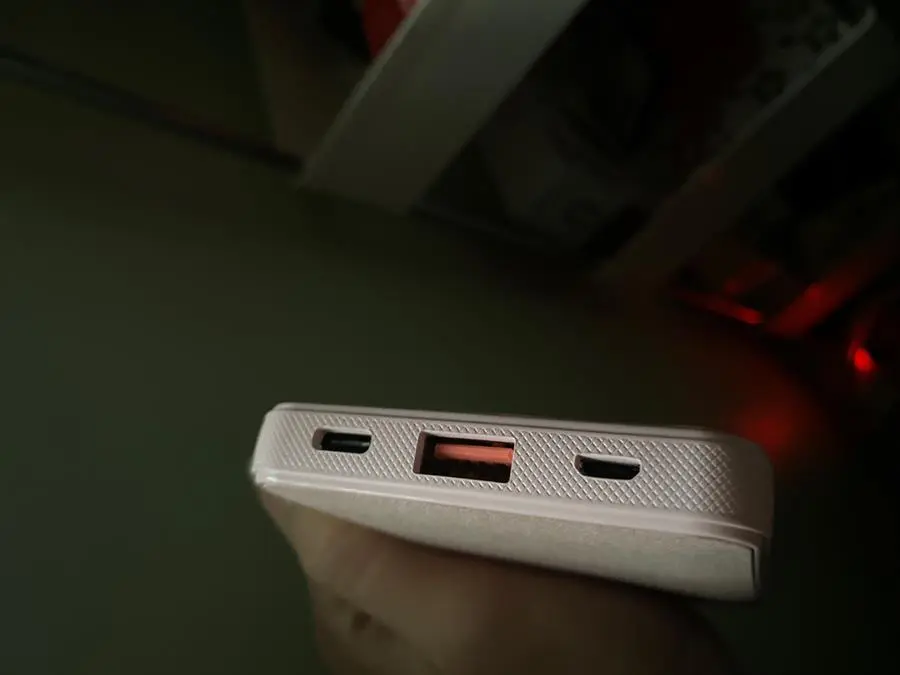 Khách hàng review Pin sạc dự phòng Polymer 10.000 mAh Type C PD QC3.0 18W Xmobile P68D 11