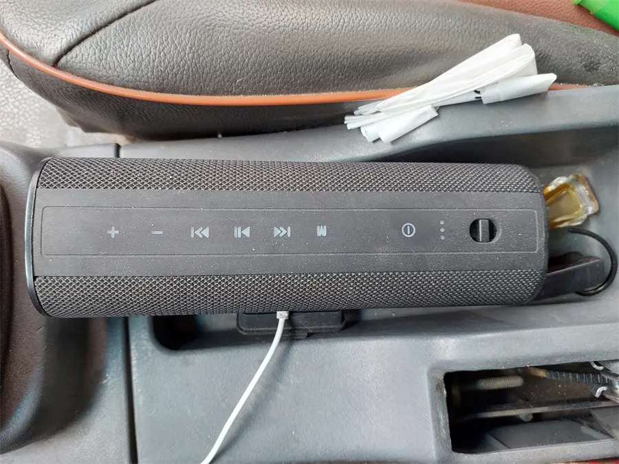 Khách hàng review Loa Bluetooth Mozard H8030D Đen 3