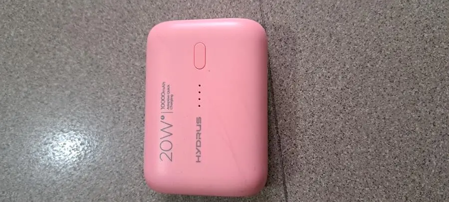 Khách hàng review Pin sạc dự phòng 10000mAh Type C PD QC3.0 20W Hydrus PB299S 5