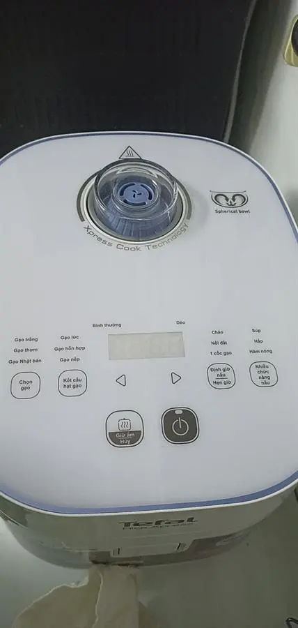 Khách hàng review Nồi cơm điện tử Tefal 1.5 lít Fuzzy Express RK522168 4