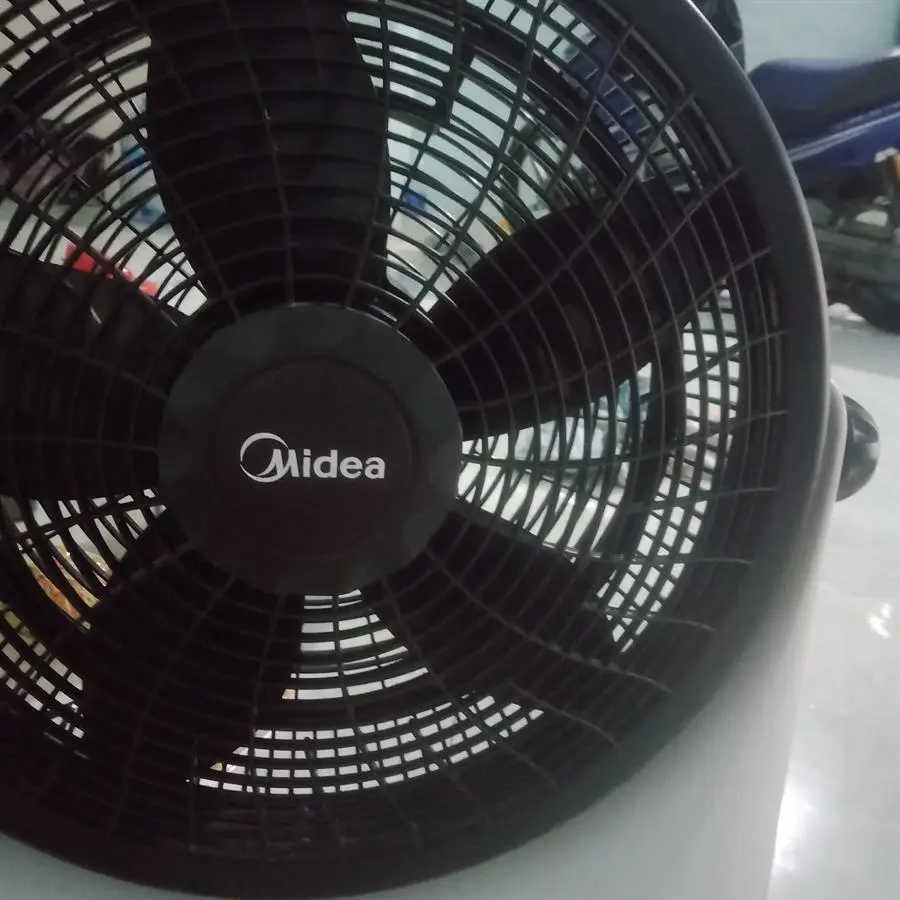 Khách hàng review Quạt hộp Midea 5 cánh FB40-9H 55W 8