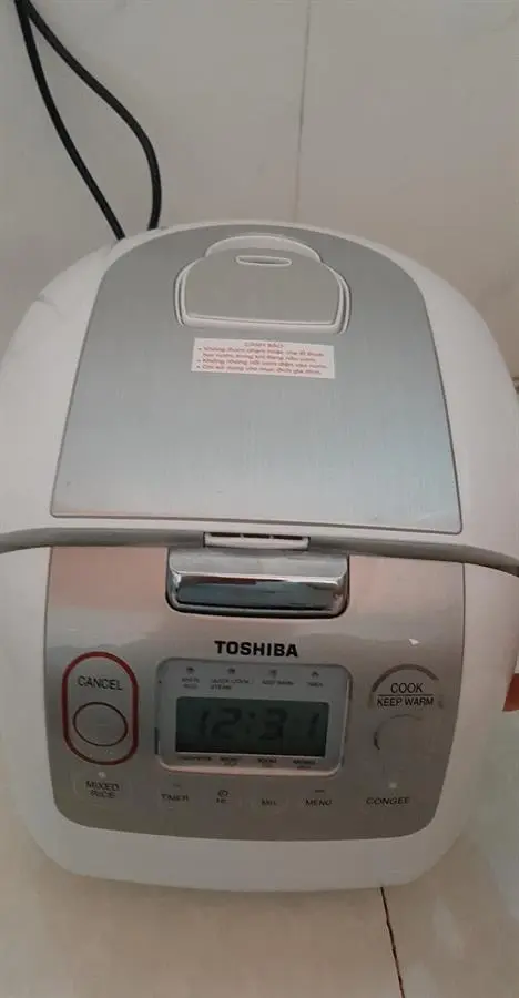 Khách hàng review Nồi cơm điện tử Toshiba 1 lít RC-10NMFVN(WT) 8